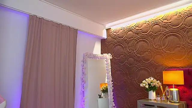 Snapshot of IrisMonn chatting on October 9, 2025, 6:00 am IrisMonn online show from October 9, 2025, 6:00 am