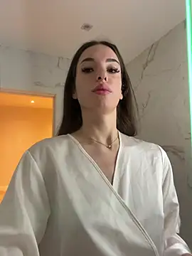 IrisMonn online show from March 30, 2026, 4:02 am