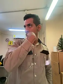 EnriquePersian197 online show from December 1, 2025, 11:21 pm