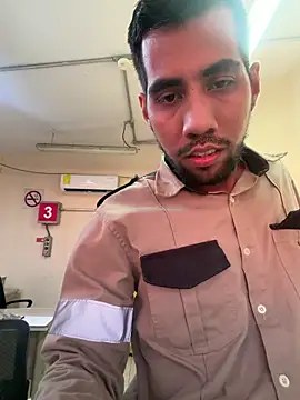 EnriquePersian197 online show from February 20, 2026, 12:18 am