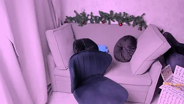 kirraa  online show from December 22, 2024, 10:15 pm