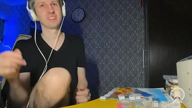 Aki-Laky online show from March 3, 2026, 7:09 pm