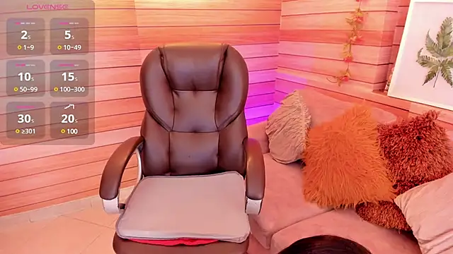 marien thomson  online show from February 7, 2025, 3:23 am