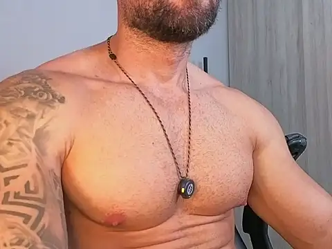 OwenMaximus814 online show from July 17, 2026, 3:50 pm