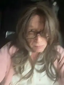 Snapshot of NinasNylonz chatting on May 12, 2026, 1:52 pm NinasNylonz online show from May 12, 2026, 1:52 pm