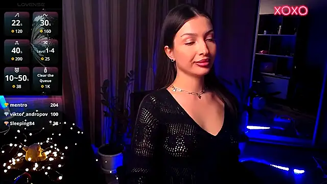 Snapshot of Laura_Bess chatting on December 15, 2024, 6:29 am Laura Bess online show from December 15, 2024, 6:29 am