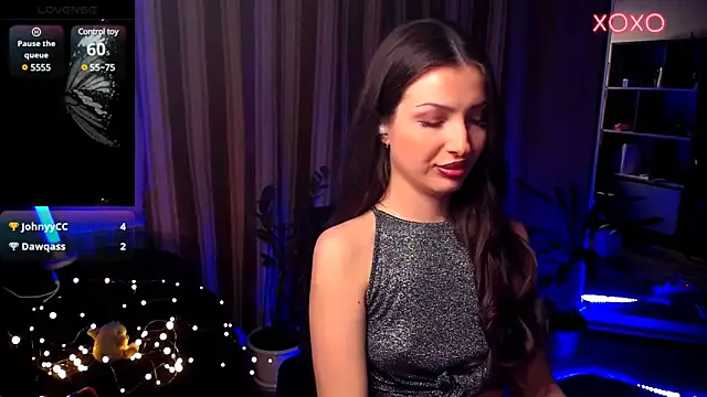 Snapshot of Laura_Bess chatting on December 17, 2024, 2:44 am Laura Bess online show from December 17, 2024, 2:44 am