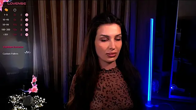 Snapshot of Laura_Bess chatting on April 8, 2026, 11:05 pm Laura Bess online show from April 8, 2026, 11:05 pm