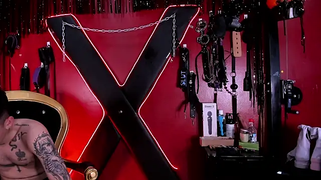 alexa n alex online show from November 18, 2025, 8:02 pm