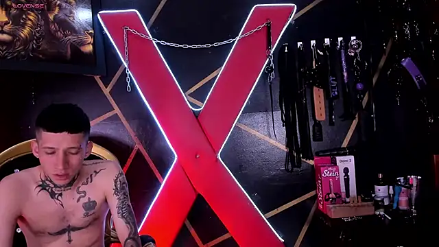 alexa n alex online show from April 15, 2026, 7:21 pm