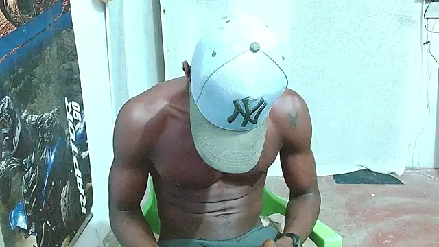 Snapshot of Darick_brown chatting on April 2, 2026, 3:26 am Darick brown online show from April 2, 2026, 3:26 am