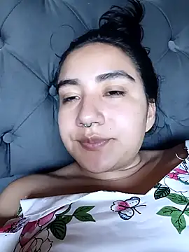 Hellen Alex online show from September 16, 2025, 2:18 pm