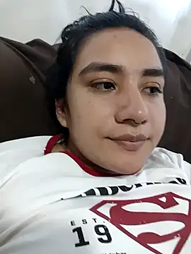 Hellen Alex online show from October 6, 2025, 2:47 pm