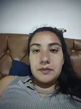 Hellen Alex online show from April 21, 2026, 2:12 pm