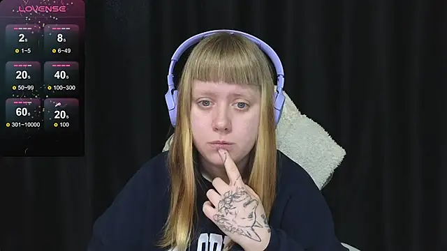 June shy0 online show from February 21, 2026, 6:58 am