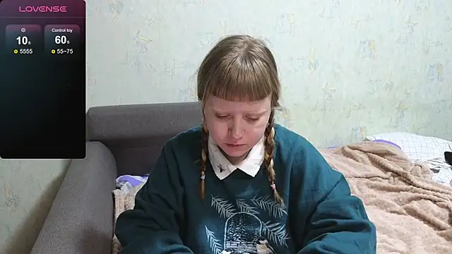 June shy0 online show from March 3, 2026, 7:03 am