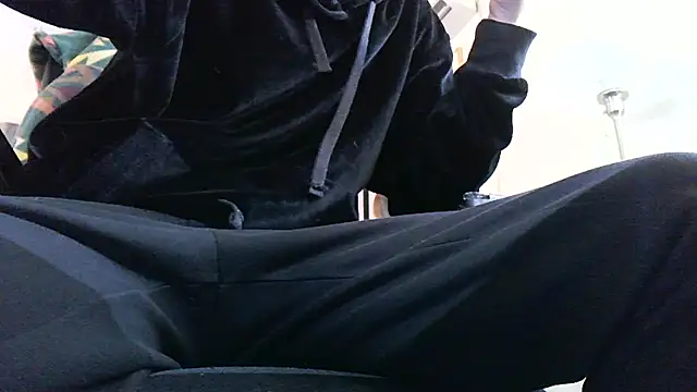 Snapshot of Bigone_uncut chatting on February 10, 2026, 10:52 am Bigone uncut online show from February 10, 2026, 10:52 am