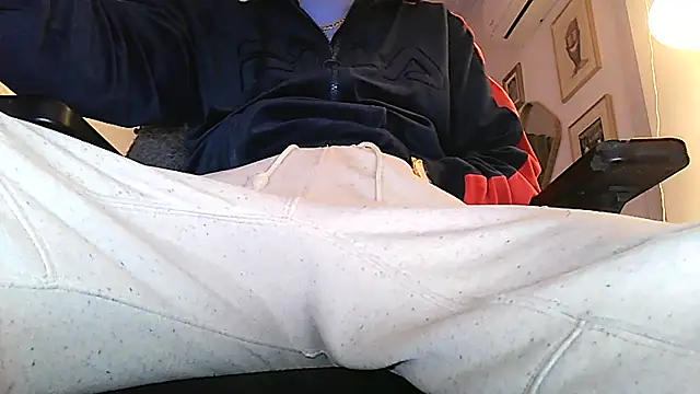 Snapshot of Bigone_uncut chatting on February 23, 2026, 5:21 pm Bigone uncut online show from February 23, 2026, 5:21 pm