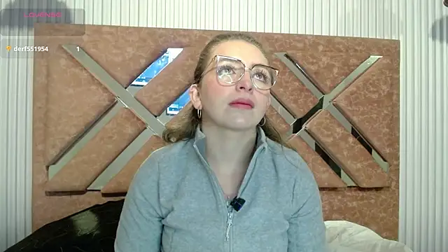 Snapshot of _isaabellaa chatting on May 31, 2026, 11:17 am isaabellaa online show from May 31, 2026, 11:17 am
