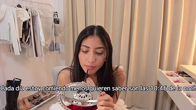 Sweetnaughtygirl  online show from December 28, 2024, 3:47 am