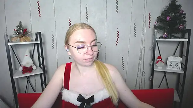 Snapshot of BeatriceFly chatting on December 26, 2024, 3:42 pm BeatriceFly online show from December 26, 2024, 3:42 pm