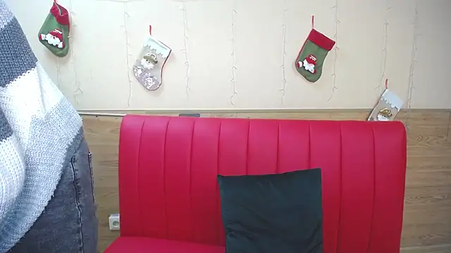 Snapshot of BeatriceFly chatting on December 28, 2024, 6:17 am BeatriceFly online show from December 28, 2024, 6:17 am