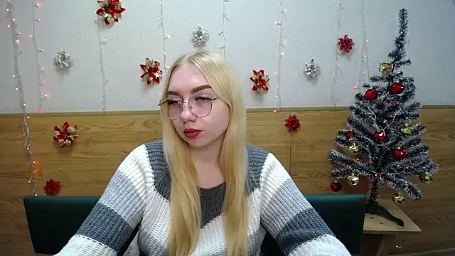 Snapshot of BeatriceFly chatting on December 29, 2024, 10:23 am BeatriceFly online show from December 29, 2024, 10:23 am