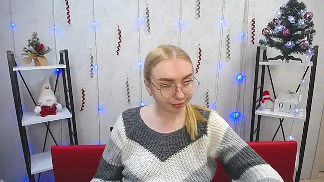 Snapshot of BeatriceFly chatting on January 3, 2025, 12:19 pm BeatriceFly online show from January 3, 2025, 12:19 pm