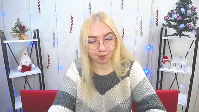 Snapshot of BeatriceFly chatting on January 4, 2025, 12:38 pm BeatriceFly online show from January 4, 2025, 12:38 pm