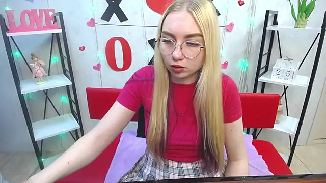 Snapshot of BeatriceFly chatting on January 25, 2025, 4:46 pm BeatriceFly online show from January 25, 2025, 4:46 pm