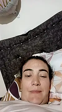 Snapshot of skayhot_ chatting on December 24, 2024, 2:43 am skayhot online show from December 24, 2024, 2:43 am