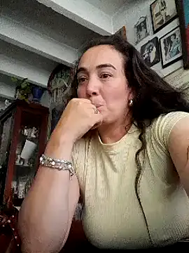 Snapshot of skayhot_ chatting on January 13, 2025, 4:41 pm skayhot online show from January 13, 2025, 4:41 pm