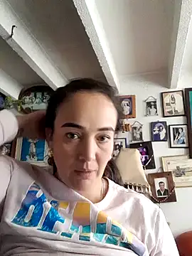 Snapshot of skayhot_ chatting on January 16, 2025, 1:58 pm skayhot online show from January 16, 2025, 1:58 pm