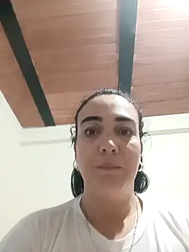 Snapshot of skayhot_ chatting on January 26, 2025, 11:06 am skayhot online show from January 26, 2025, 11:06 am