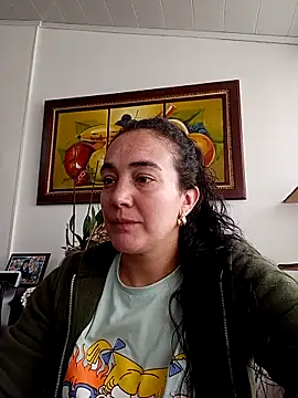 Snapshot of skayhot_ chatting on March 3, 2025, 1:42 pm skayhot online show from March 3, 2025, 1:42 pm