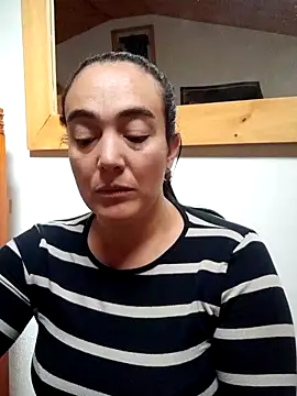 Snapshot of skayhot_ chatting on September 17, 2025, 1:46 pm skayhot online show from September 17, 2025, 1:46 pm