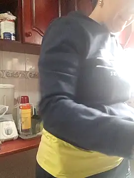 Snapshot of skayhot_ chatting on October 2, 2025, 12:56 pm skayhot online show from October 2, 2025, 12:56 pm