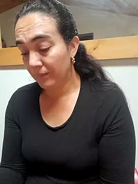 Snapshot of skayhot_ chatting on October 15, 2025, 1:55 pm skayhot online show from October 15, 2025, 1:55 pm