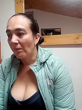 Snapshot of skayhot_ chatting on October 28, 2025, 12:52 pm skayhot online show from October 28, 2025, 12:52 pm