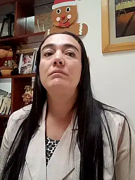 Snapshot of skayhot_ chatting on November 20, 2025, 1:00 pm skayhot online show from November 20, 2025, 1:00 pm