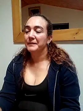 Snapshot of skayhot_ chatting on April 29, 2026, 5:30 pm skayhot online show from April 29, 2026, 5:30 pm