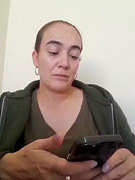 Snapshot of skayhot_ chatting on June 16, 2026, 1:36 pm skayhot online show from June 16, 2026, 1:36 pm