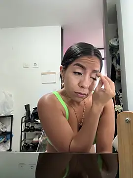 Snapshot of Mia_Gothzx chatting on May 16, 2026, 11:42 am Mia Gothzx online show from May 16, 2026, 11:42 am