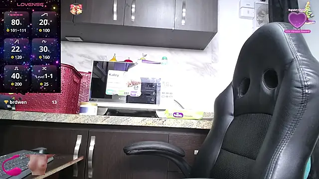 iniyalaboni online show from December 21, 2024, 8:00 pm