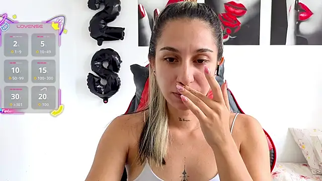 Snapshot of tammyandrade_ chatting on September 15, 2025, 3:45 pm tammyandrade online show from September 15, 2025, 3:45 pm