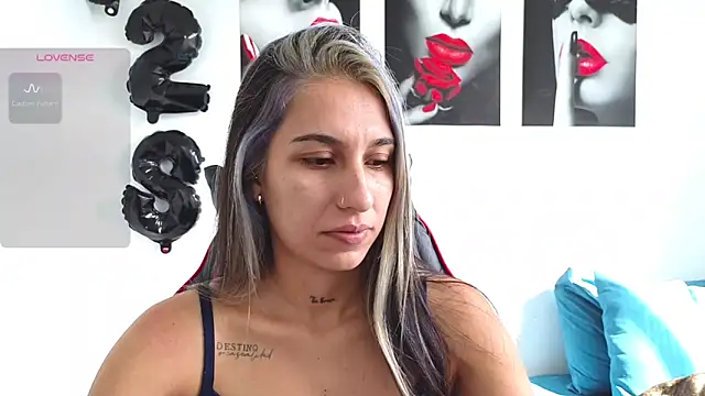 Snapshot of tammyandrade_ chatting on October 1, 2025, 1:39 pm tammyandrade online show from October 1, 2025, 1:39 pm