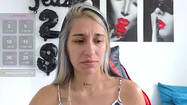 Snapshot of tammyandrade_ chatting on October 5, 2025, 3:54 pm tammyandrade online show from October 5, 2025, 3:54 pm