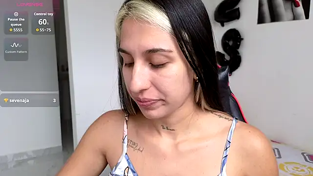 Snapshot of tammyandrade_ chatting on October 26, 2025, 4:46 pm tammyandrade online show from October 26, 2025, 4:46 pm