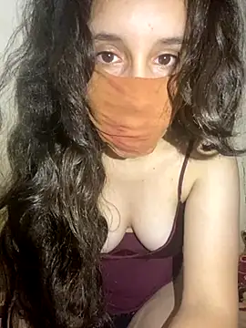 Snapshot of Chahrazad66 chatting on November 12, 2025, 11:47 pm Chahrazad66 online show from November 12, 2025, 11:47 pm