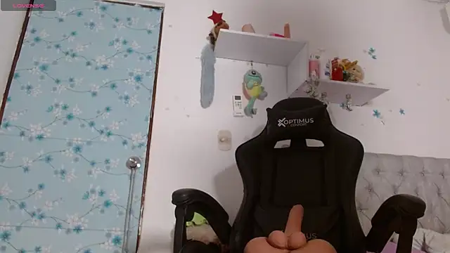 miss valery2 online show from September 9, 2025, 3:17 am